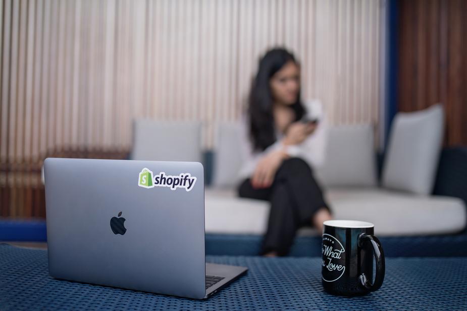 Ten Reasons Why You Should Use Shopify As Your Online Store